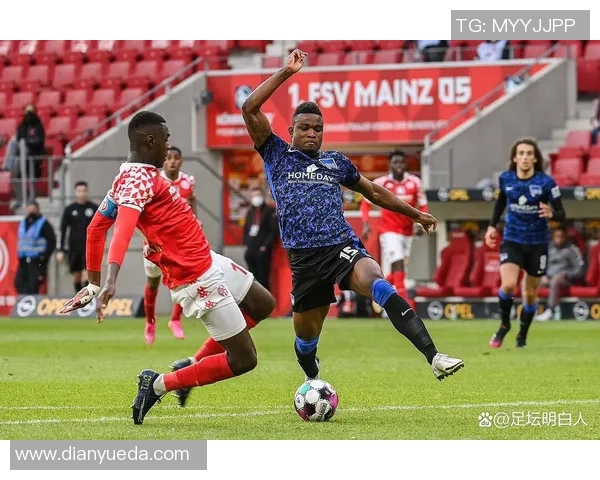 沙尔克04横扫柏林赫塔，连续胜出三场德甲比赛