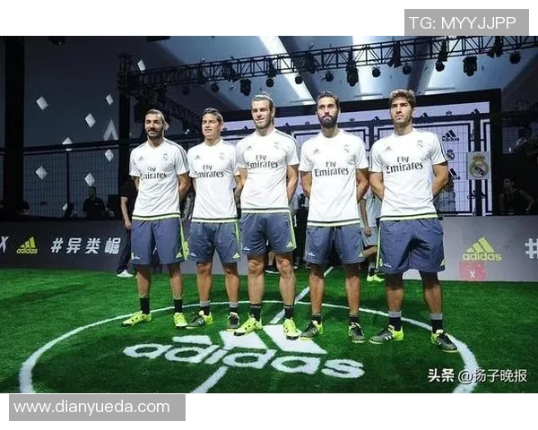 皇马教练遭到球迷疯狂抗议，是否该下课备受争议